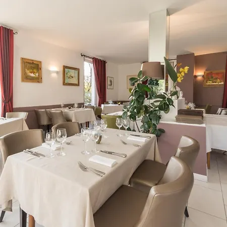 Hotel Logis Le Jabron 2*