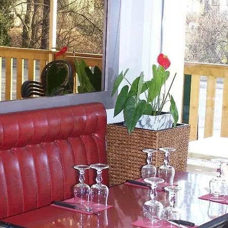Hotel Logis Le Jabron